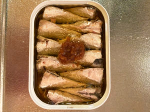 オイルサーディンの缶ごとグリル01