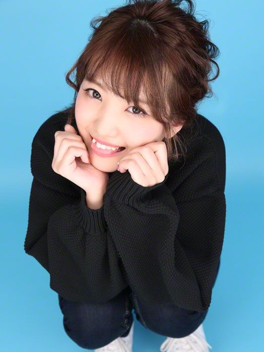 シズキ4(ギラギラガールズ さくら通り店:新宿/歌舞伎町/ガールズバー)