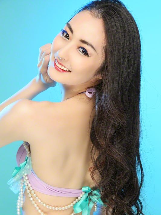 リリス1(ギラギラガールズ さくら通り店:新宿/歌舞伎町/ガールズバー)