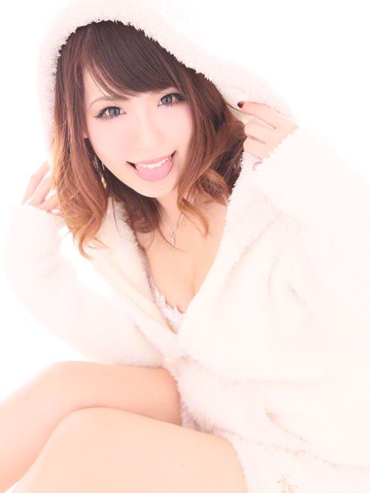 イツキ3(ギラギラガールズ さくら通り店:新宿/歌舞伎町/ガールズバー)