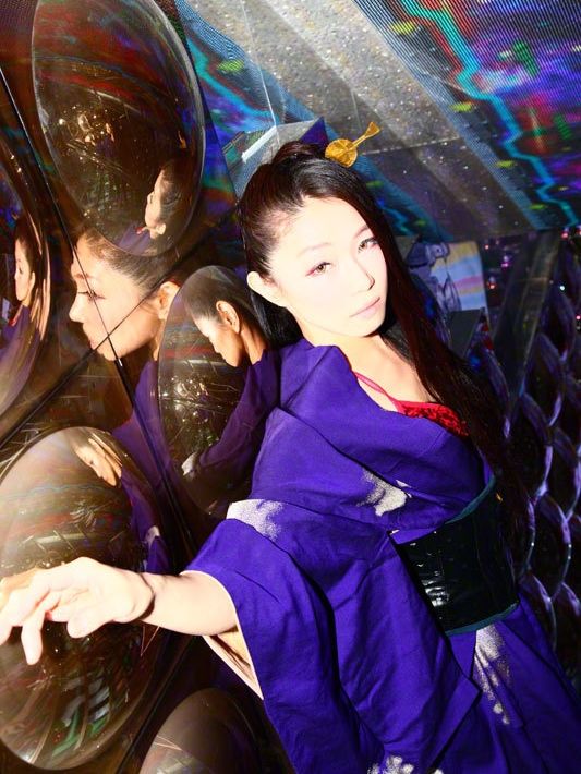 ナオミ5(ギラギラガールズ さくら通り店:新宿/歌舞伎町/ガールズバー)