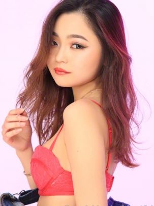 スズ8(ギラギラガールズ さくら通り店:新宿/歌舞伎町/ガールズバー)