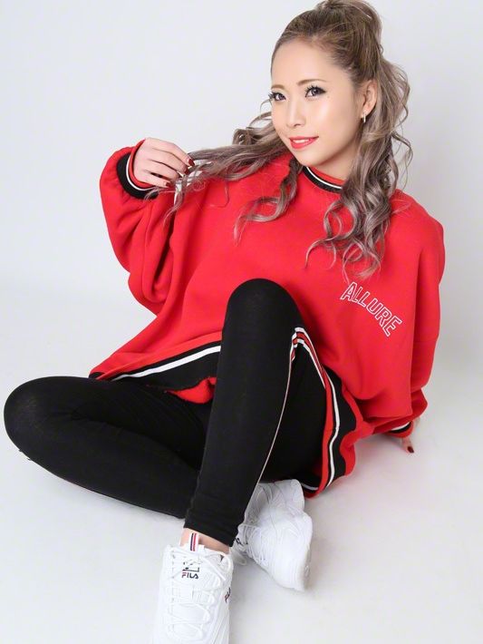 ルイナ5(ギラギラガールズ さくら通り店:新宿/歌舞伎町/ガールズバー)