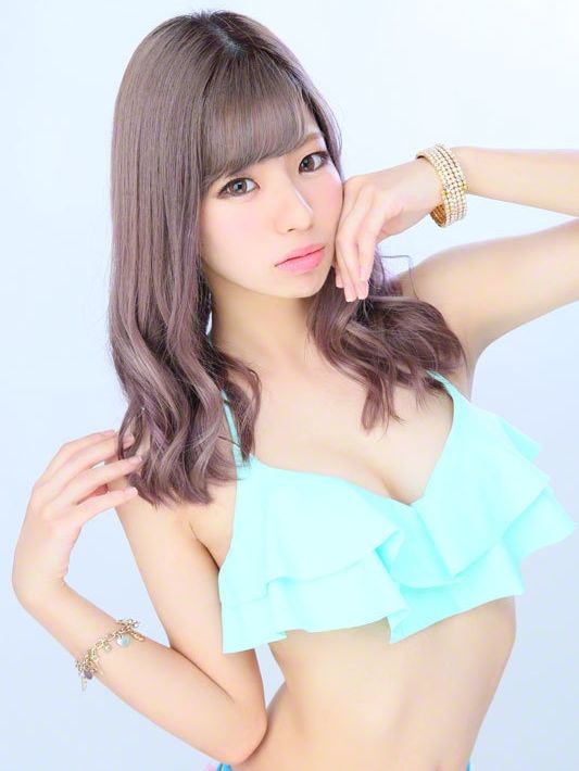 ミキ4(ギラギラガールズ さくら通り店:新宿/歌舞伎町/ガールズバー)