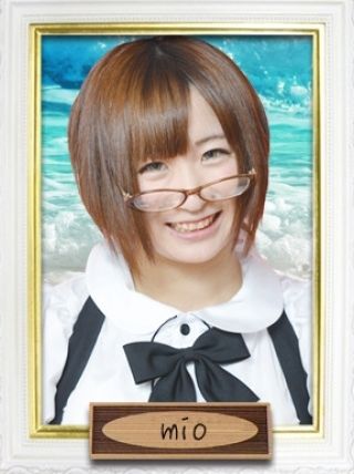 みお1(Dream:秋葉原/メイドガールズバー)