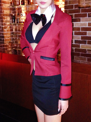 りな1(Domaine Champ de Haut（ドメーヌ シャンドゥ）:上野/ガールズバー)