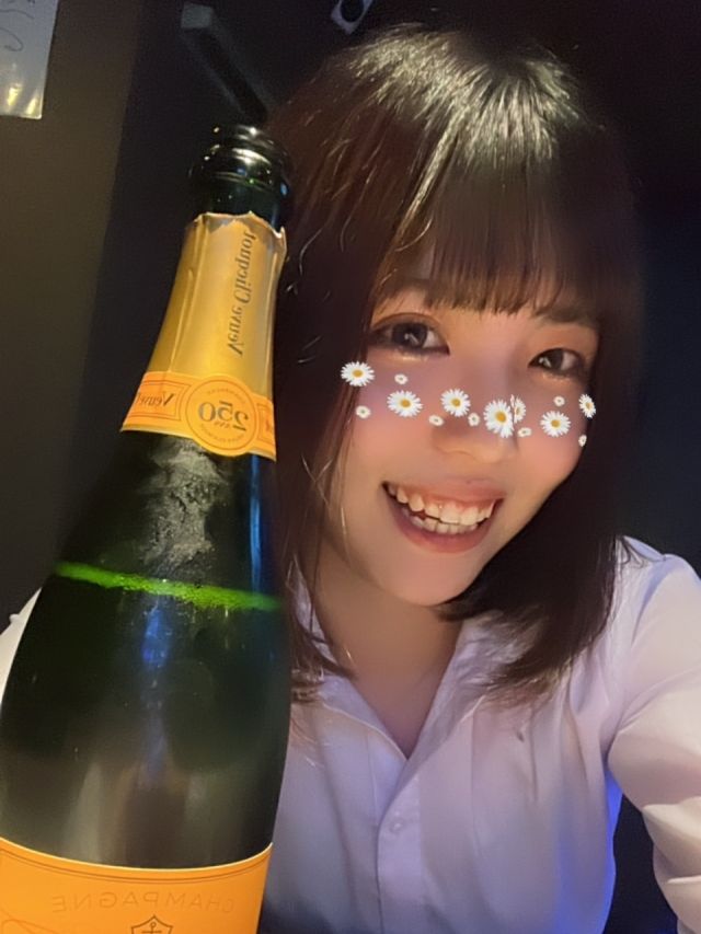 ねね(cruise（クルーズ）:上野・湯島・御徒町/ガールズバー)