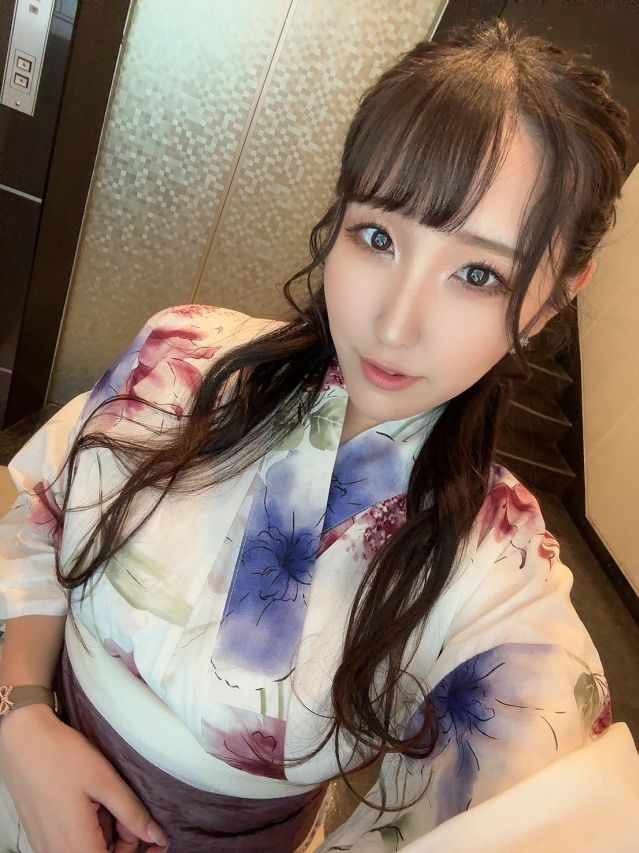 逢坂瞳2(ViVi（ヴィヴィ）:歌舞伎町/ガールズバー)