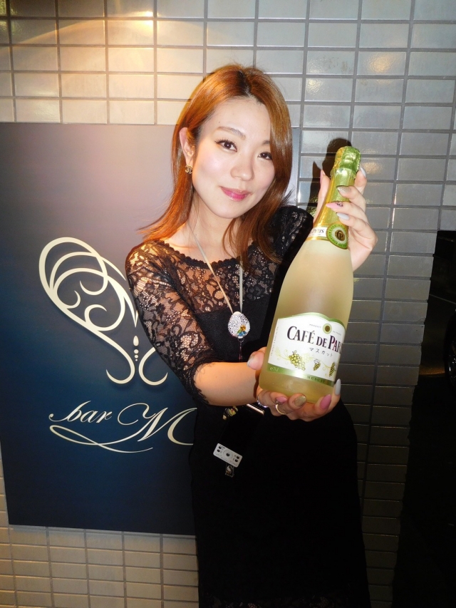 くるみ2(M's（エムズ）:六本木/ガールズバー)