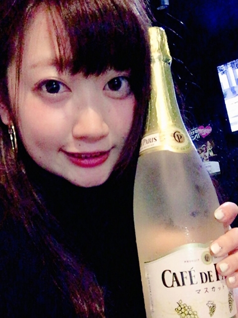 りん2(Hearts-ハーツ-:六本木/ガールズバー)