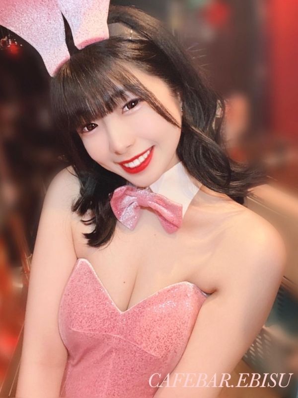 もも5(EBISU（エビス）:池袋西口/バニーガール・カフェバー)