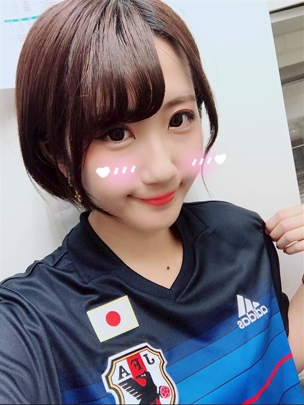 なつみ1(リゾート -RESORT-:池袋西口/ガールズバー)