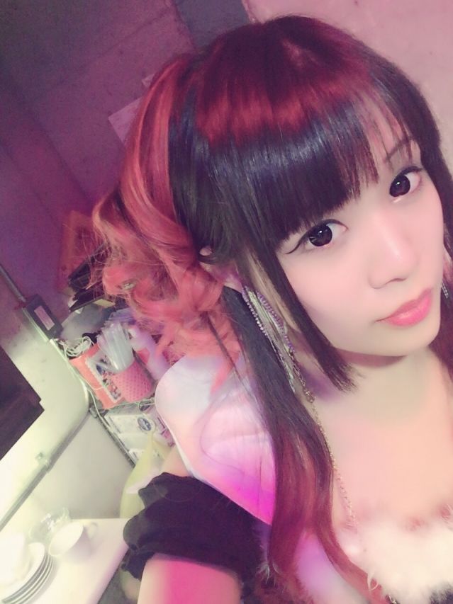 れいら2(WANTED!!!(ウォンテッド):秋葉原/ガールズバー)