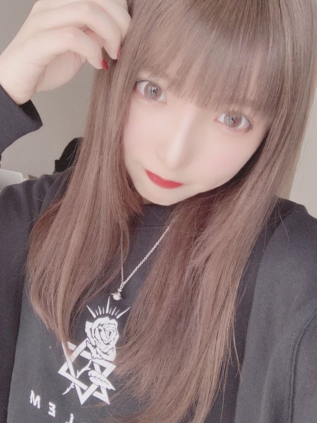 ゆら1(Lino（リノ）:新宿区歌舞伎町/ガールズバー)