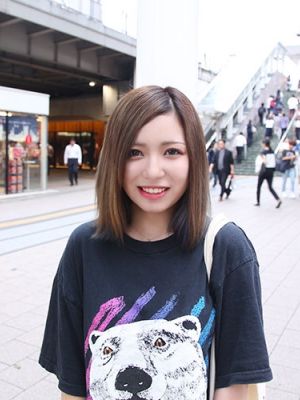 みれい2(Lino（リノ）:新宿区歌舞伎町/ガールズバー)