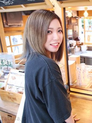 みれい4(Lino（リノ）:新宿区歌舞伎町/ガールズバー)