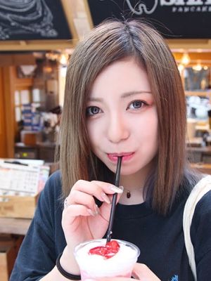 みれい5(Lino（リノ）:新宿区歌舞伎町/ガールズバー)