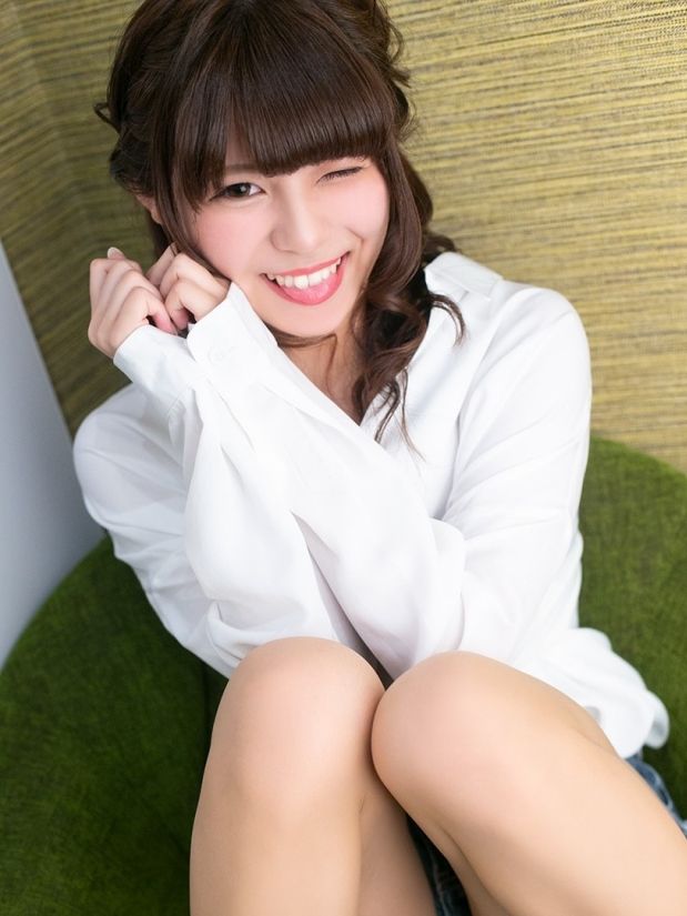 あや3(MILLION(ミリオン):名古屋駅/ガールズバー)