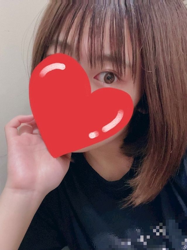 かんな（25才）1(大人系女子ガールズバー テトラ:鶯谷/大人系女子ガールズバー)